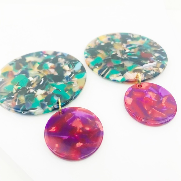 Circle Drop Earrings in Green with Pink Stud - Picture 4 of 8